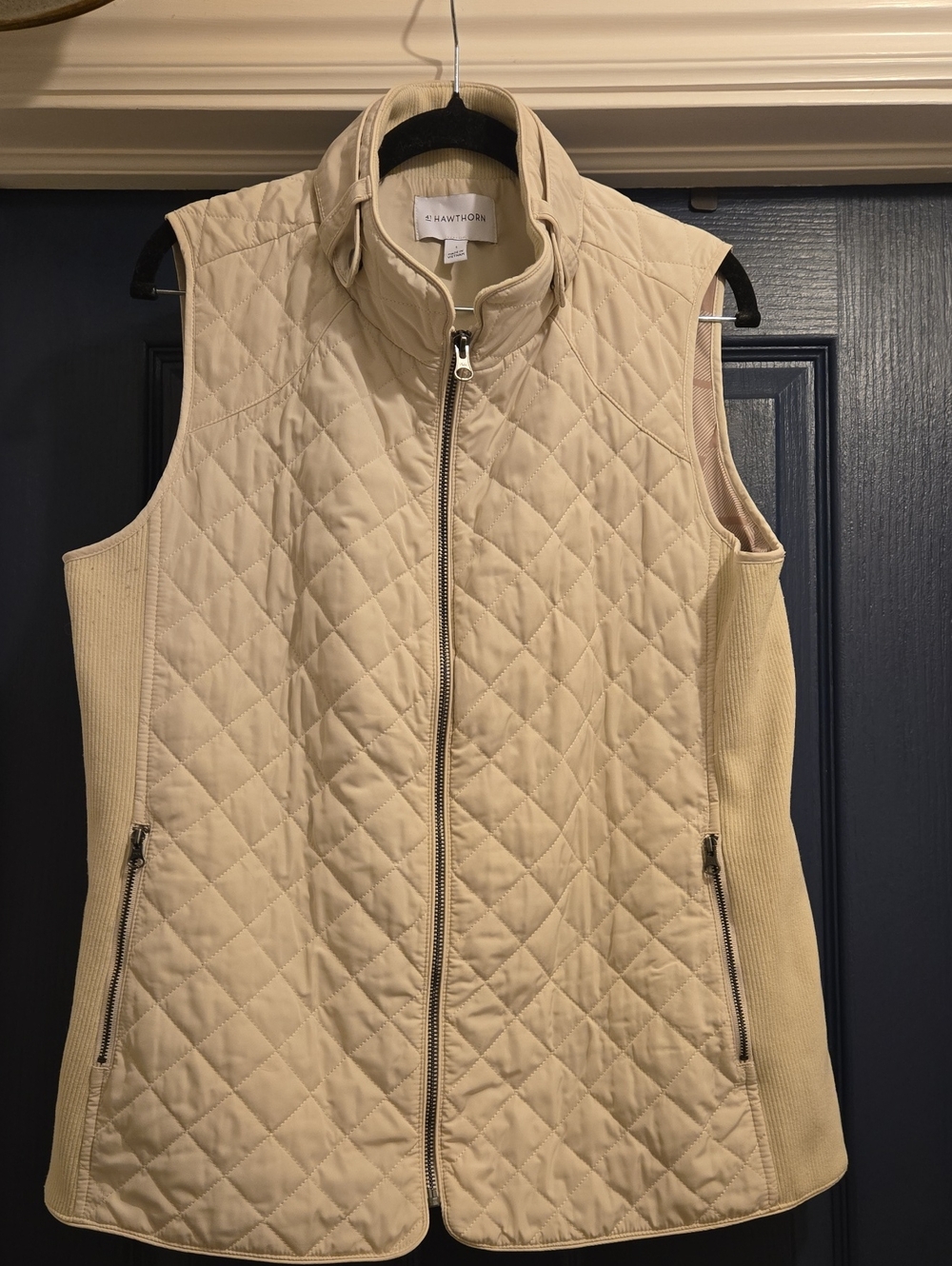 41 Hawthorn Largw Cream Quilted EQUESTEIAN  Sleeveless Vest